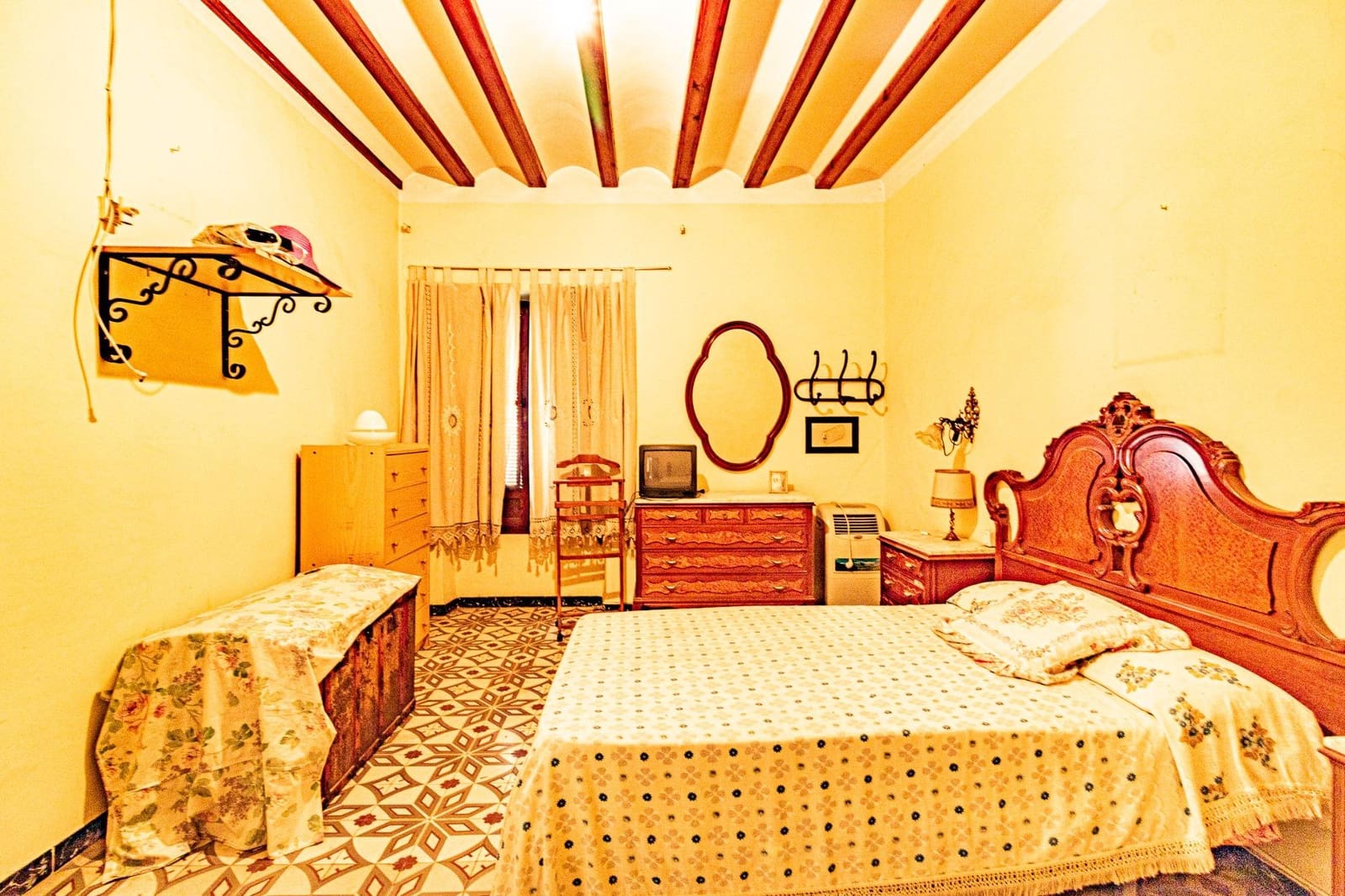 5 sypialnia Dom na sprzedaż w Manuel z garażem - 140 000 € (Ref: 9360129)