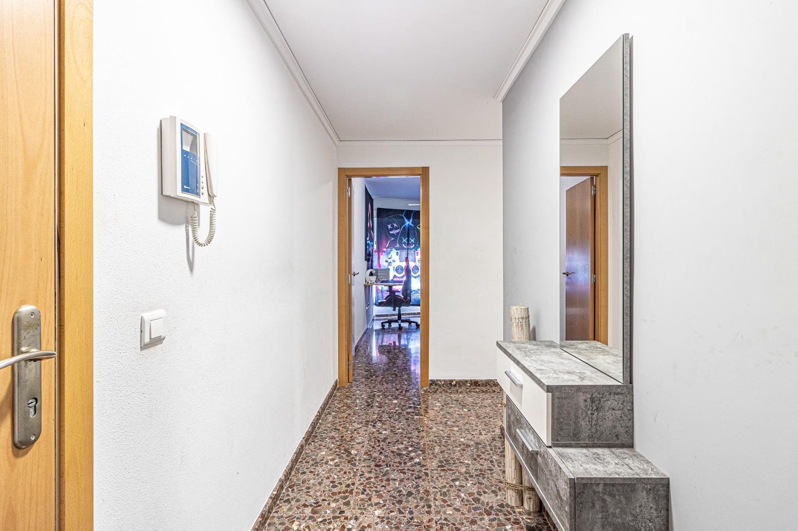 3 slaapkamer Flat te koop in Carlet met garage - € 155.000 (Ref: 9360130)