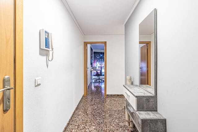 3 slaapkamer Flat te koop in Carlet met garage - € 155.000 (Ref: 9360130)