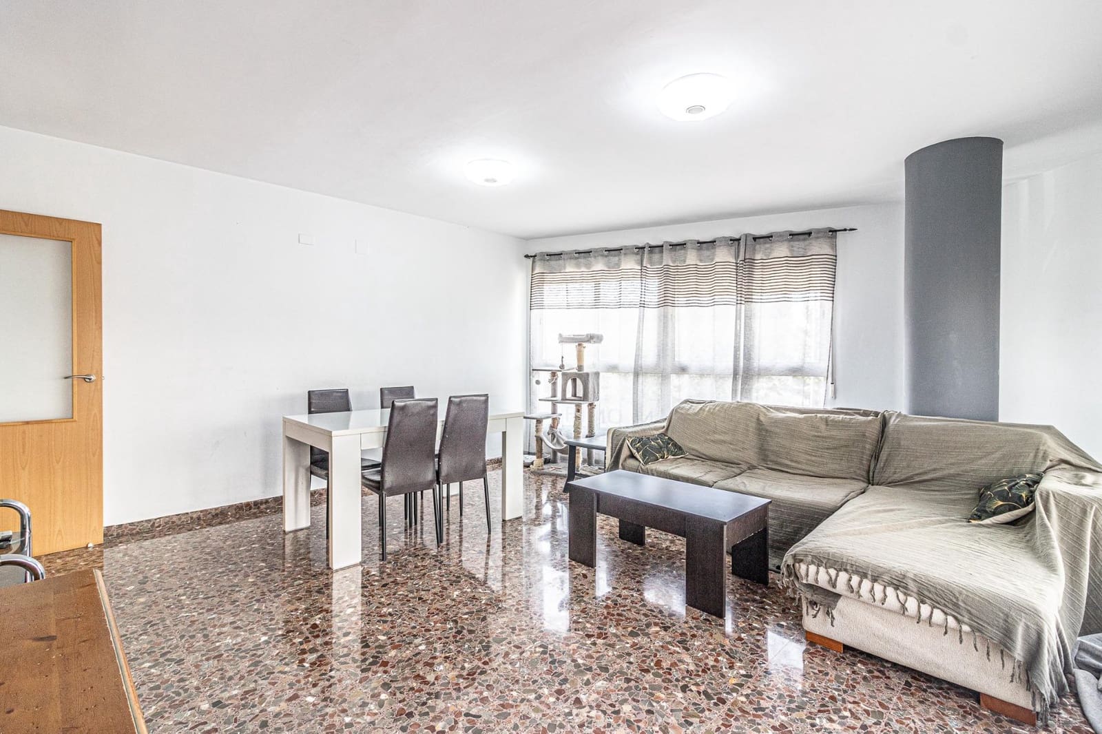 3 slaapkamer Flat te koop in Carlet met garage - € 155.000 (Ref: 9360130)