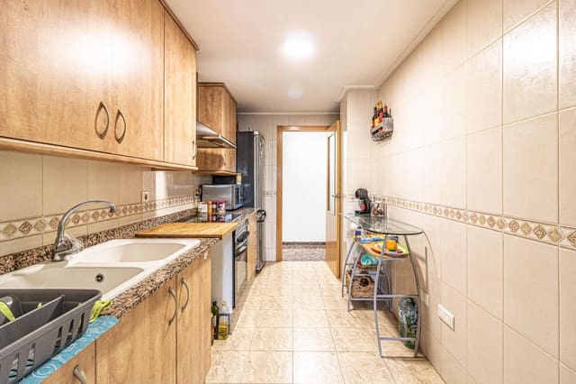 3 slaapkamer Flat te koop in Carlet met garage - € 155.000 (Ref: 9360130)