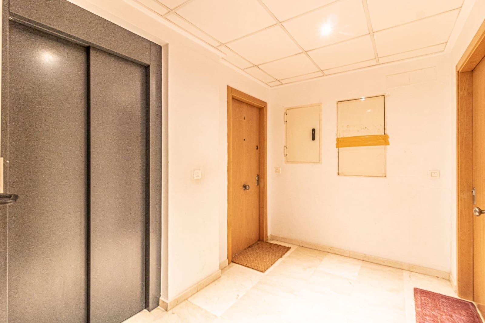 3 slaapkamer Flat te koop in Carlet met garage - € 155.000 (Ref: 9360130)