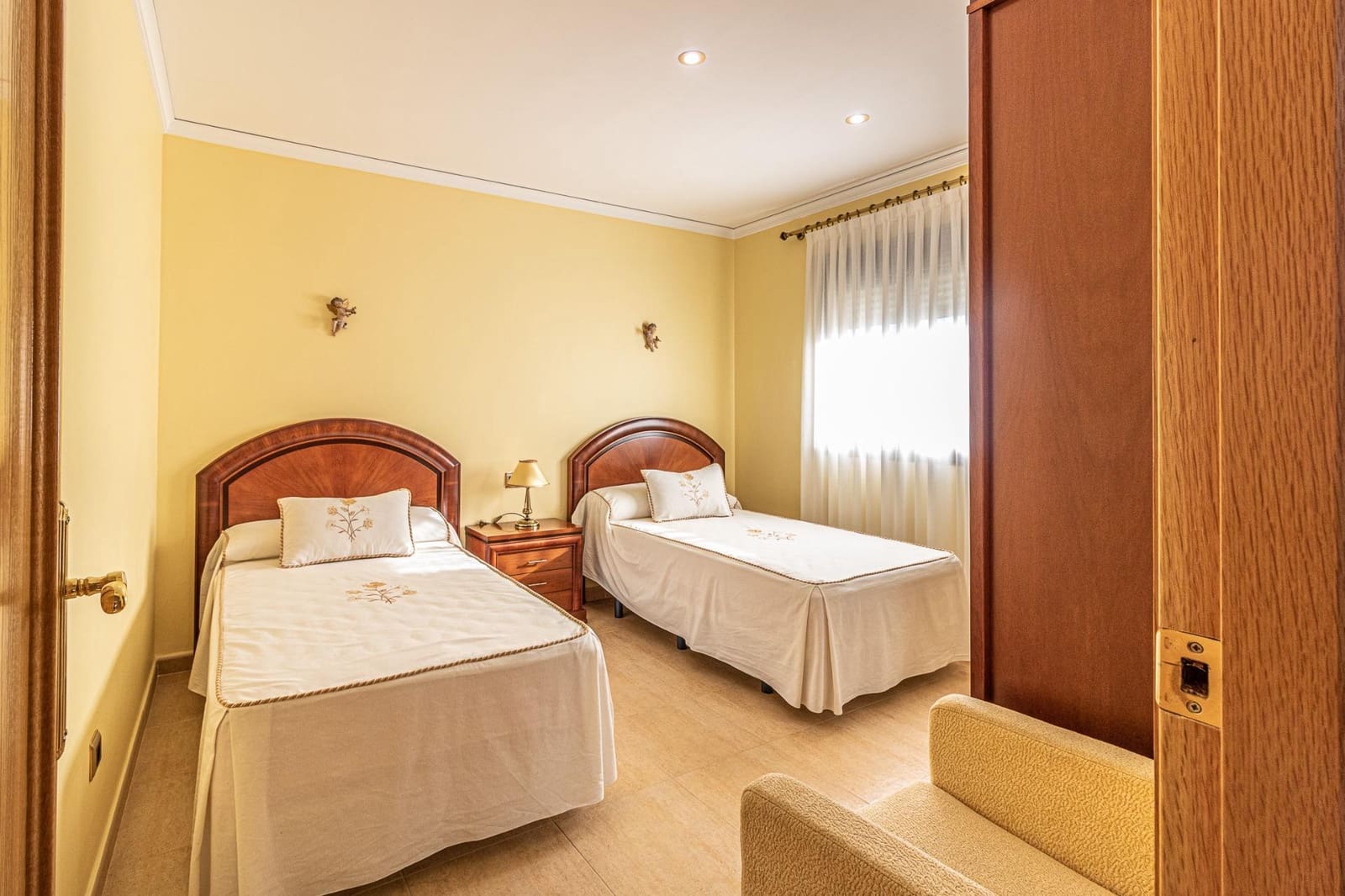 6 sovrum Villa till salu i Alberic med pool garage - 450 000 € (Ref: 9360131)