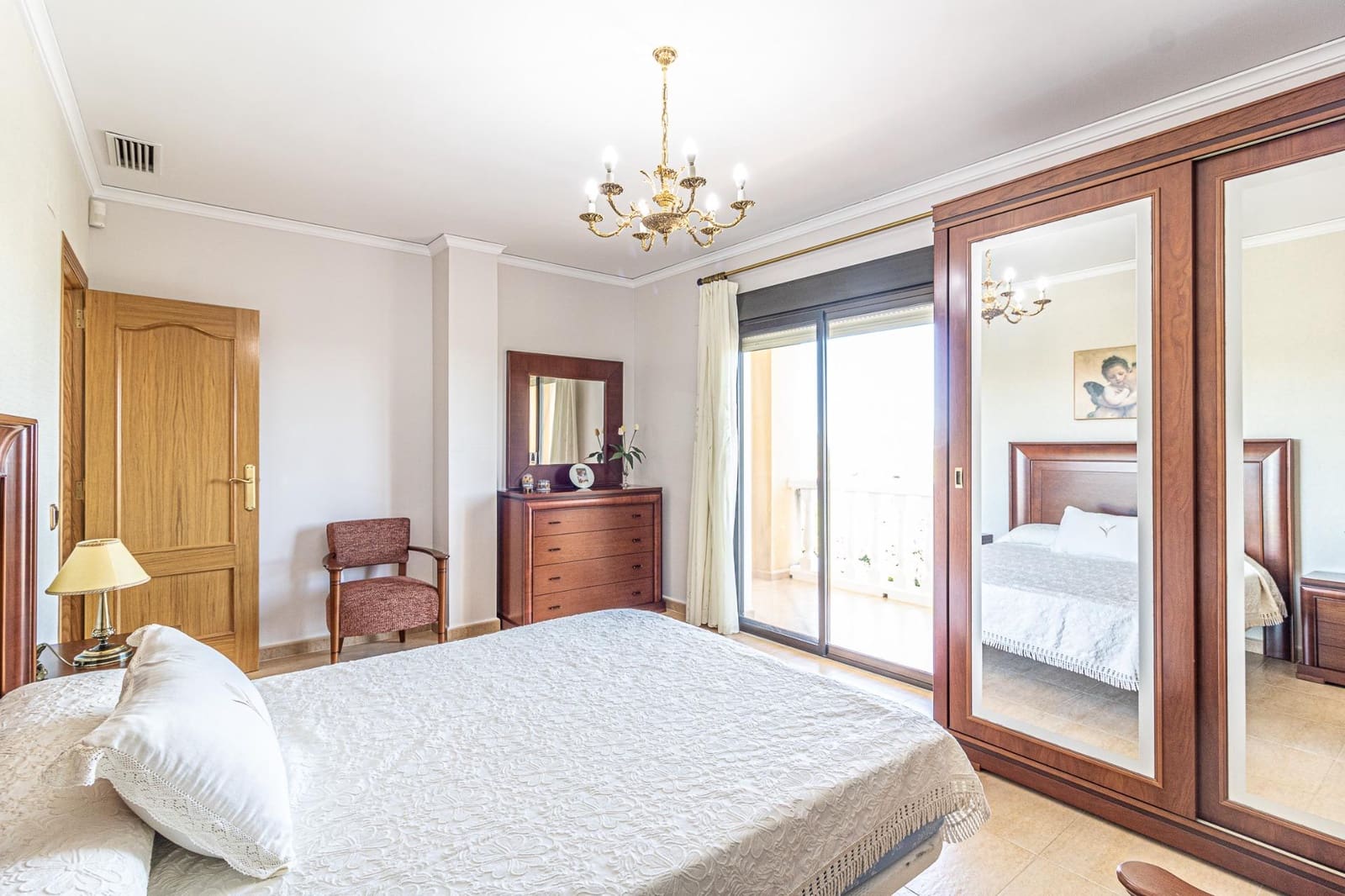 6 sovrum Villa till salu i Alberic med pool garage - 450 000 € (Ref: 9360131)