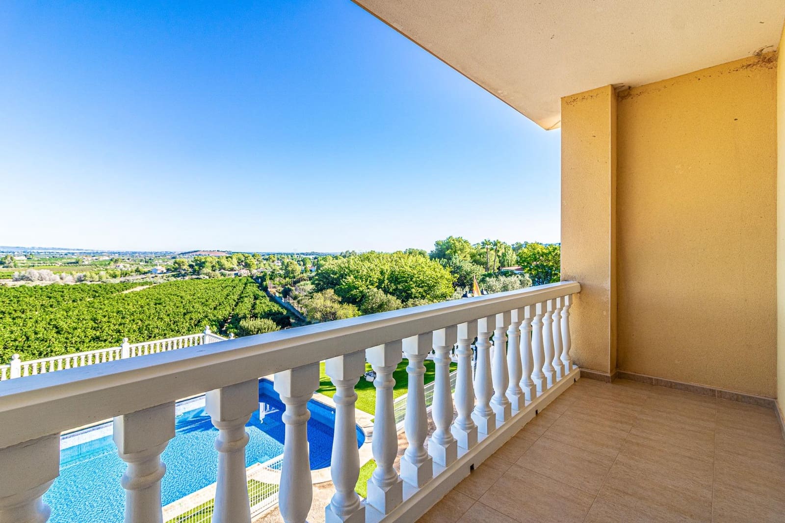 6 sovrum Villa till salu i Alberic med pool garage - 450 000 € (Ref: 9360131)