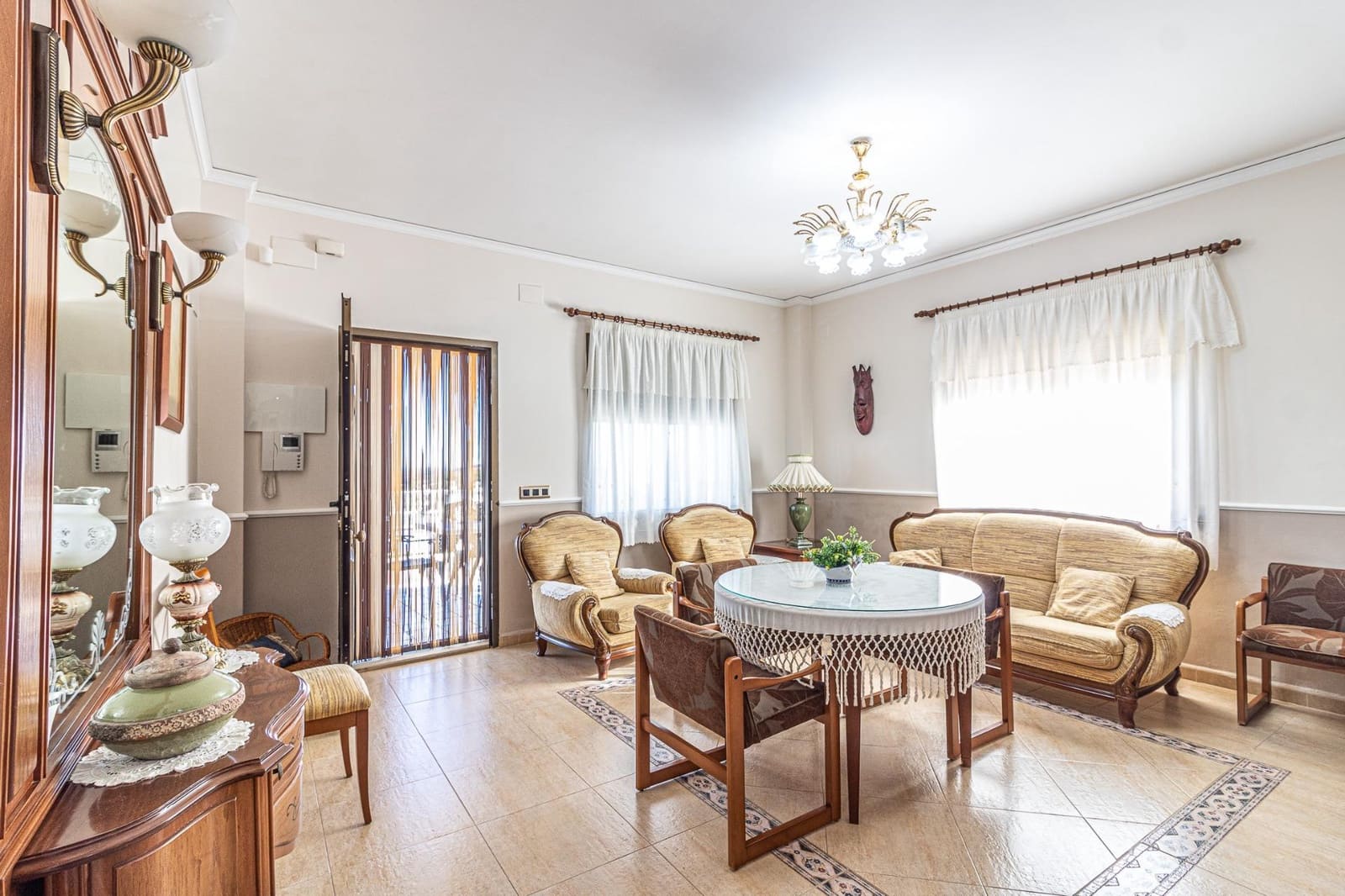 6 sovrum Villa till salu i Alberic med pool garage - 450 000 € (Ref: 9360131)