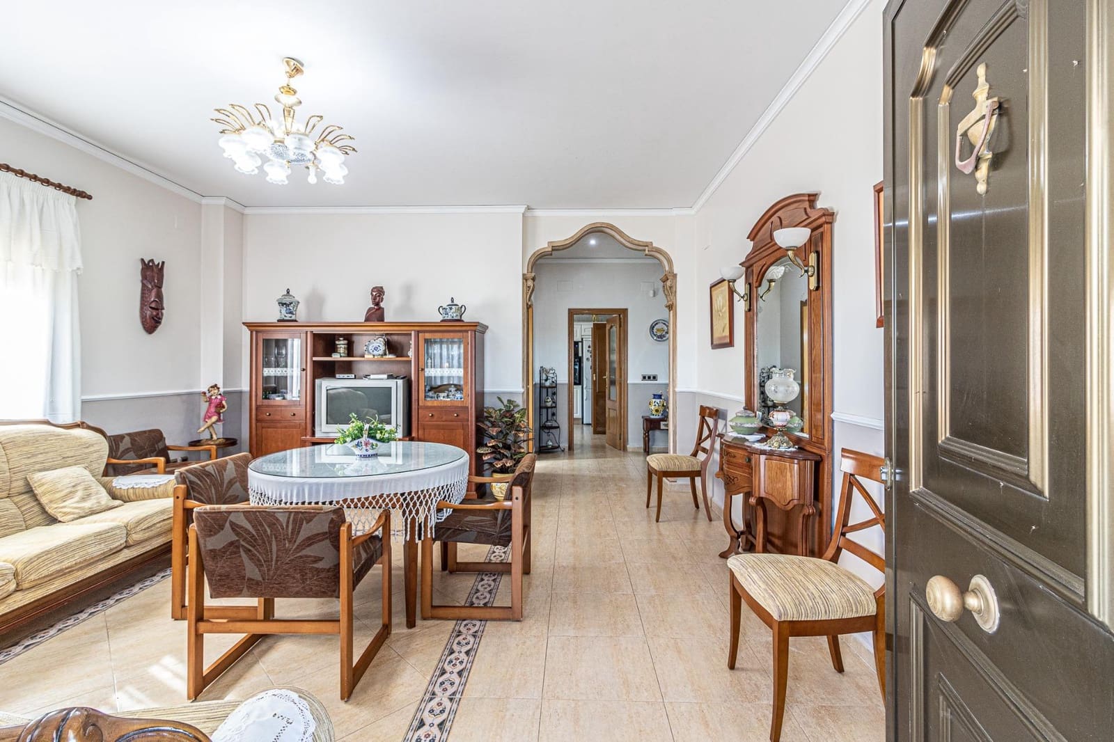 6 sovrum Villa till salu i Alberic med pool garage - 450 000 € (Ref: 9360131)