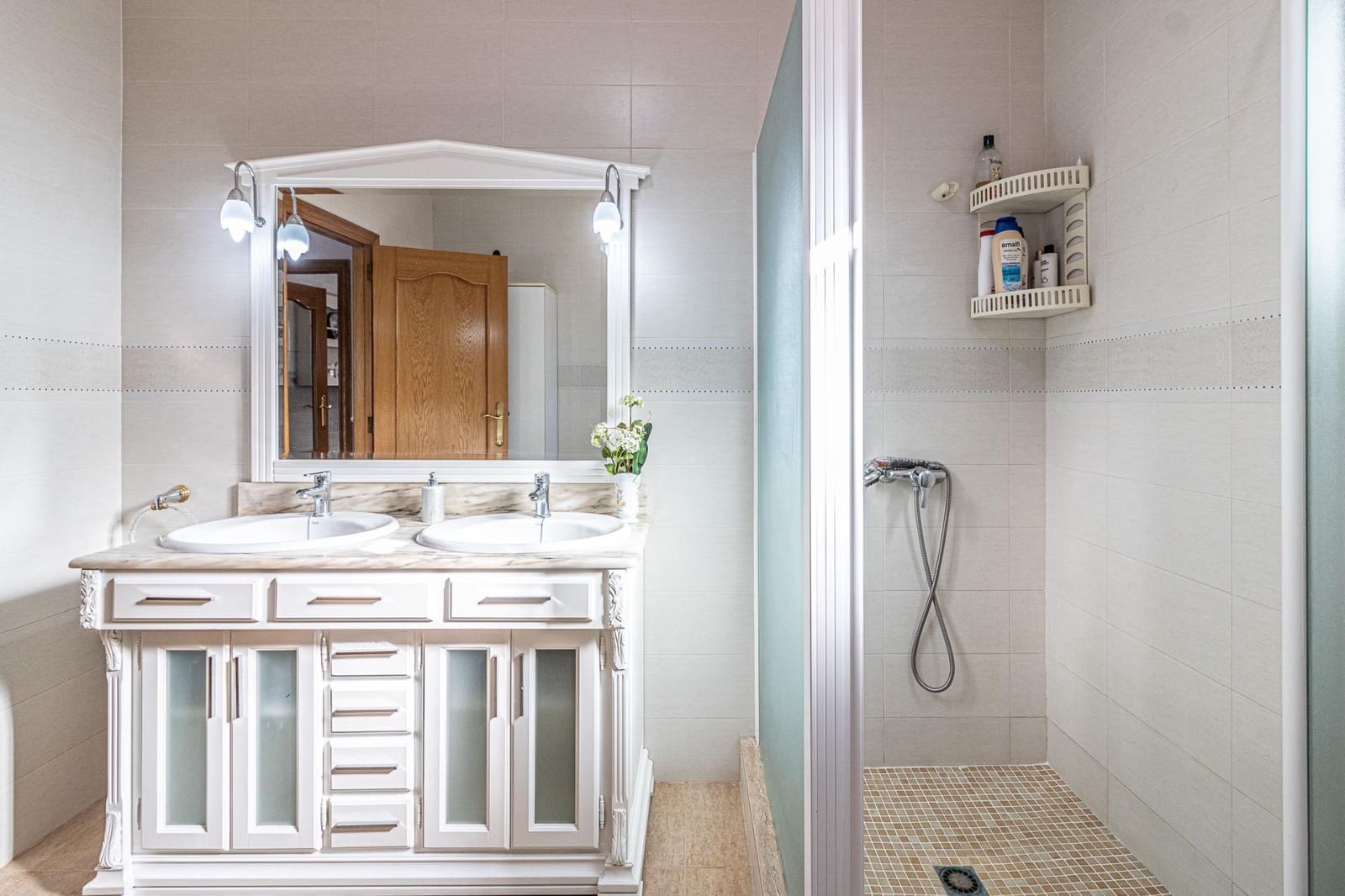 6 sovrum Villa till salu i Alberic med pool garage - 450 000 € (Ref: 9360131)