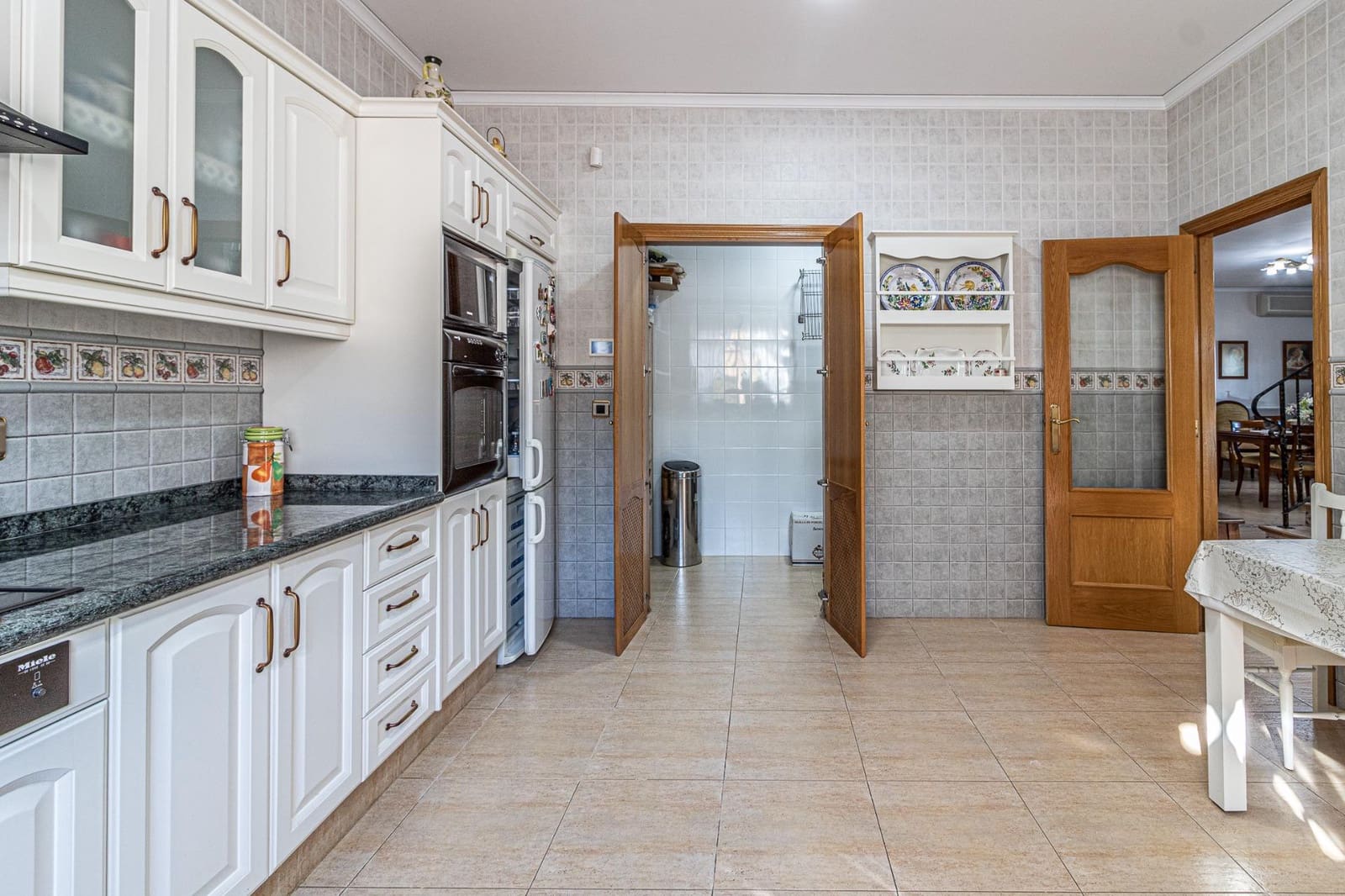 6 sovrum Villa till salu i Alberic med pool garage - 450 000 € (Ref: 9360131)