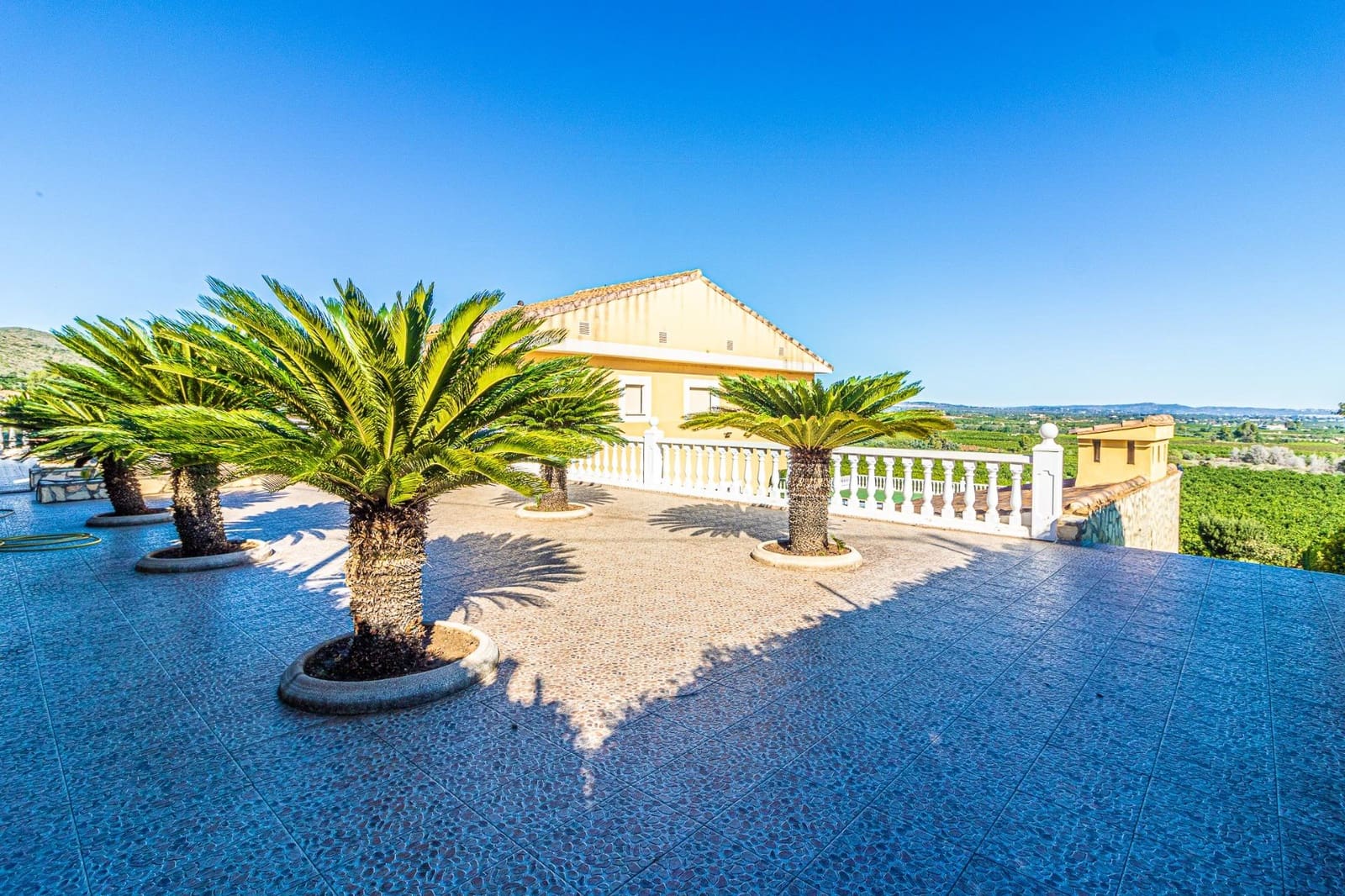 6 sovrum Villa till salu i Alberic med pool garage - 450 000 € (Ref: 9360131)