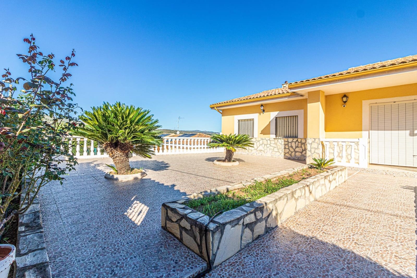 6 sovrum Villa till salu i Alberic med pool garage - 450 000 € (Ref: 9360131)