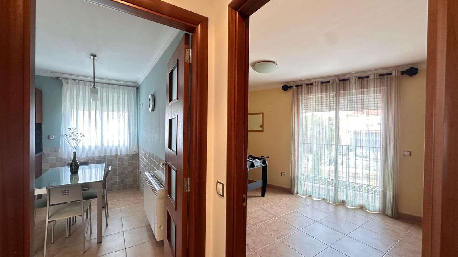 5 bedroom Townhouse for sale in Alginet with garage - € 299,000 (Ref: 9360141)