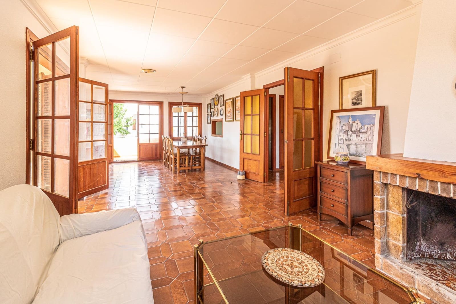 5 bedroom Villa for sale in Carlet with pool garage - € 410,000 (Ref: 9360142)