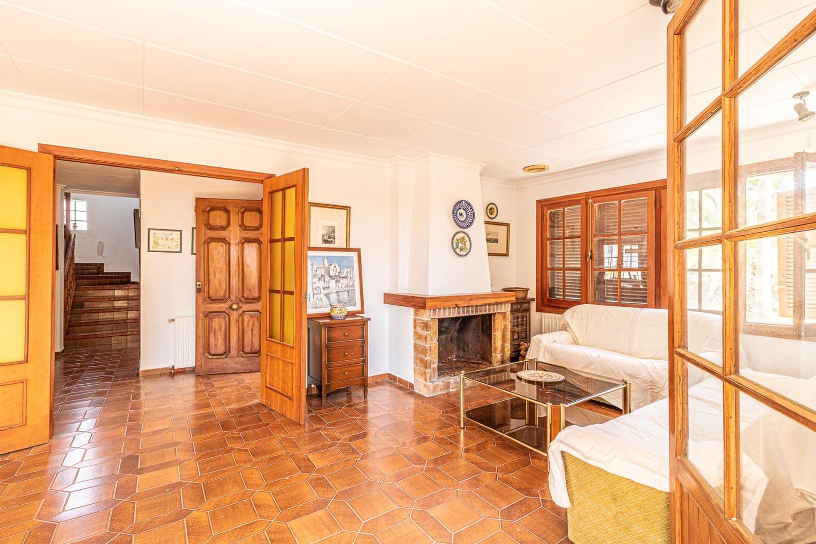 5 bedroom Villa for sale in Carlet with pool garage - € 410,000 (Ref: 9360142)