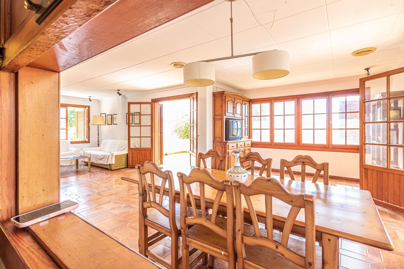 5 bedroom Villa for sale in Carlet with pool garage - € 410,000 (Ref: 9360142)