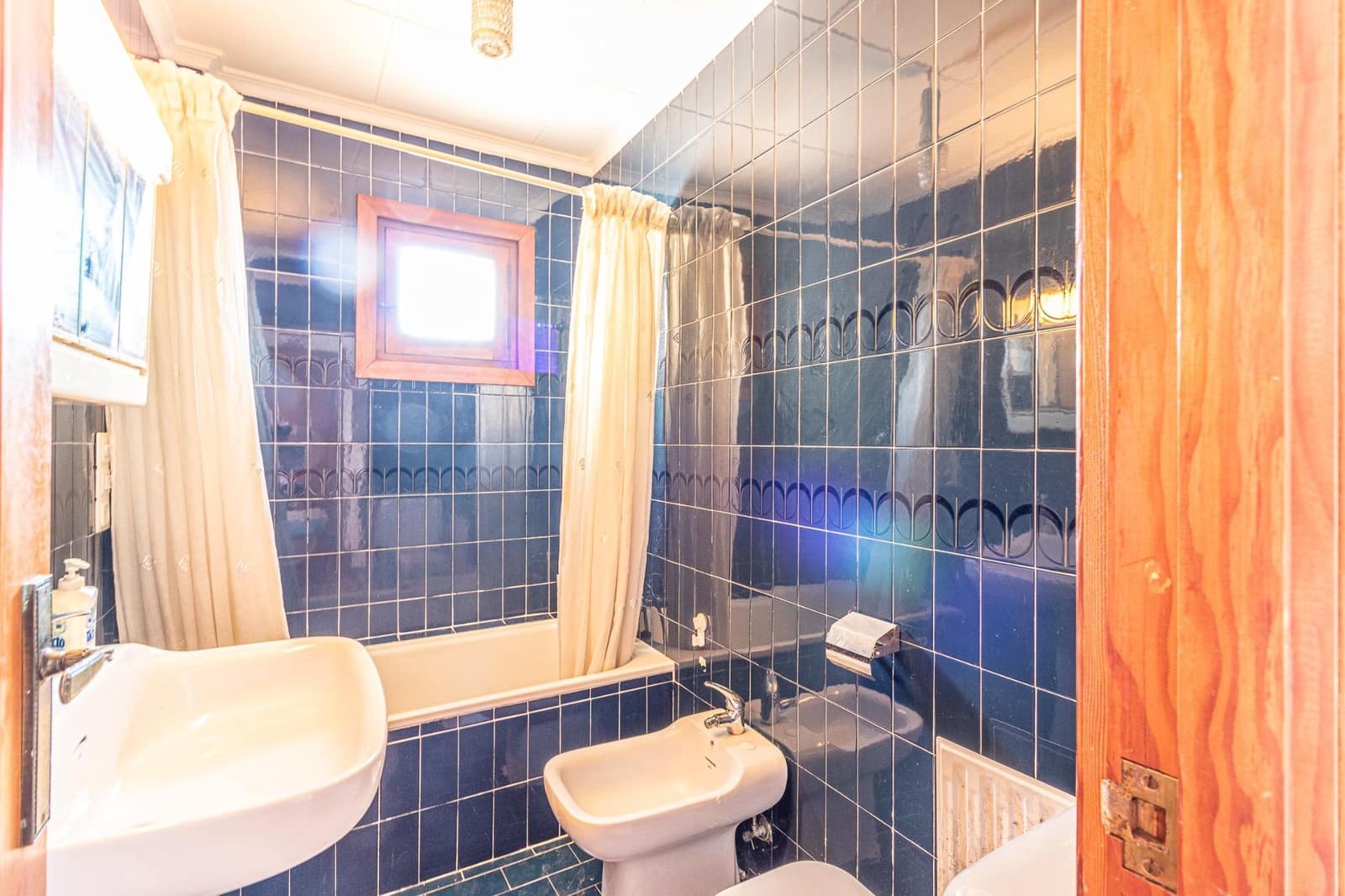 5 bedroom Villa for sale in Carlet with pool garage - € 410,000 (Ref: 9360142)