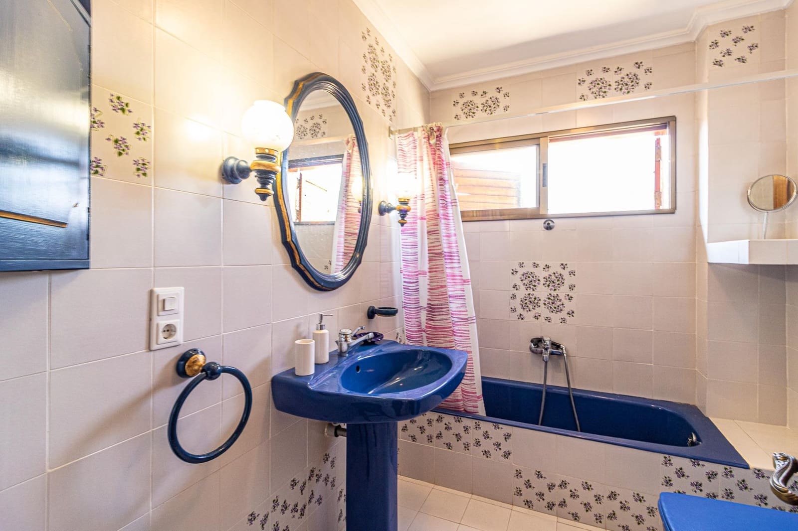 4 soverom Villa til salgs i Carlet med svømmebasseng garasje - € 400 000 (Ref: 9360146)