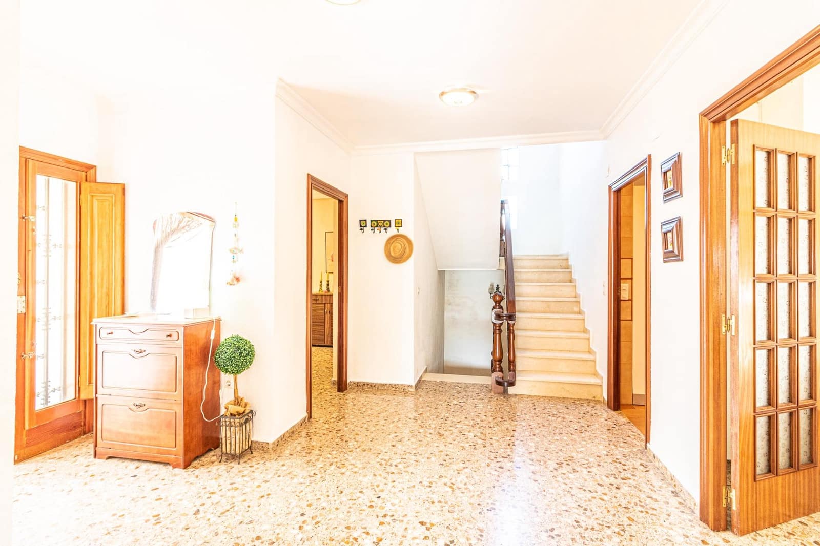 4 soverom Villa til salgs i Carlet med svømmebasseng garasje - € 400 000 (Ref: 9360146)