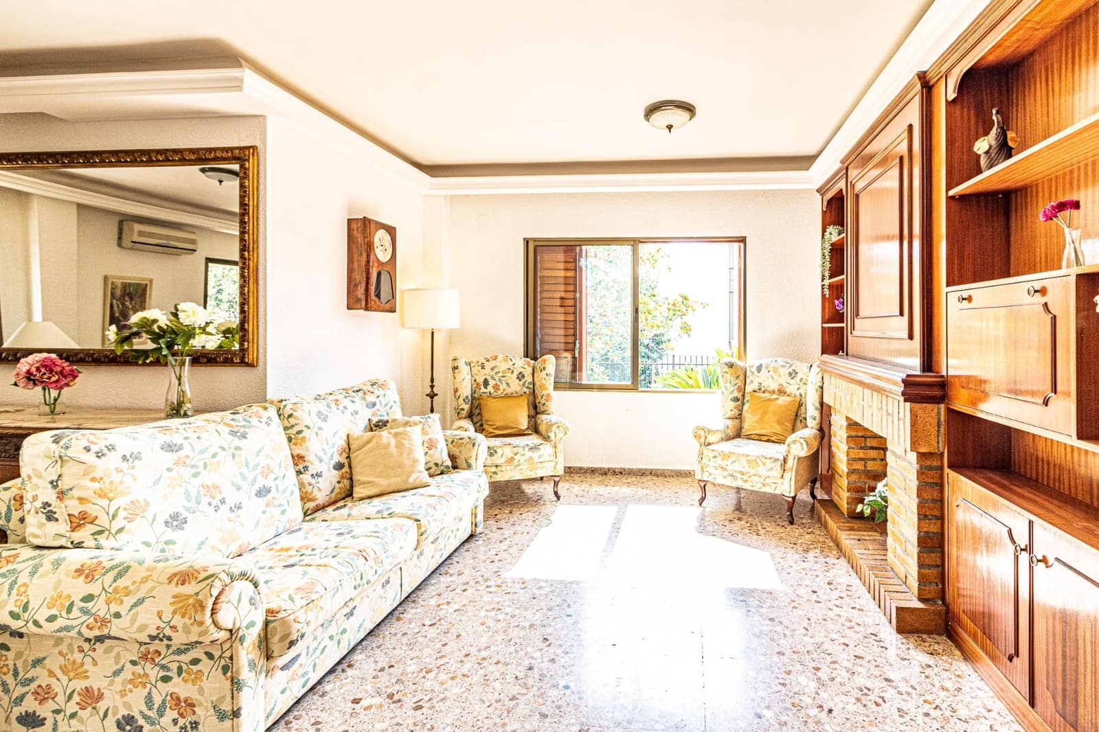 4 soverom Villa til salgs i Carlet med svømmebasseng garasje - € 400 000 (Ref: 9360146)