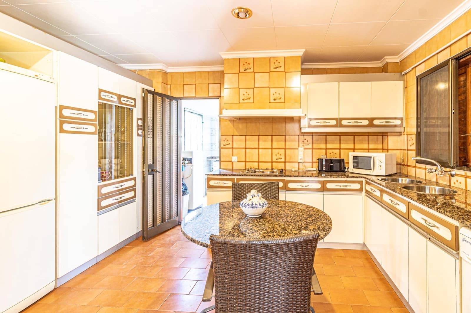 4 soverom Villa til salgs i Carlet med svømmebasseng garasje - € 400 000 (Ref: 9360146)