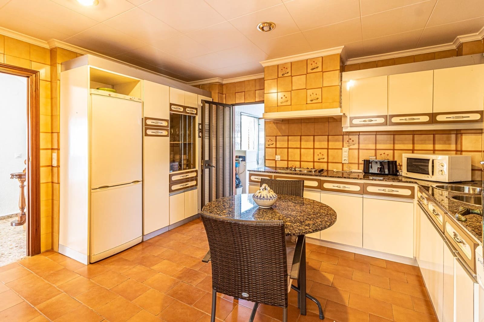 4 soverom Villa til salgs i Carlet med svømmebasseng garasje - € 400 000 (Ref: 9360146)