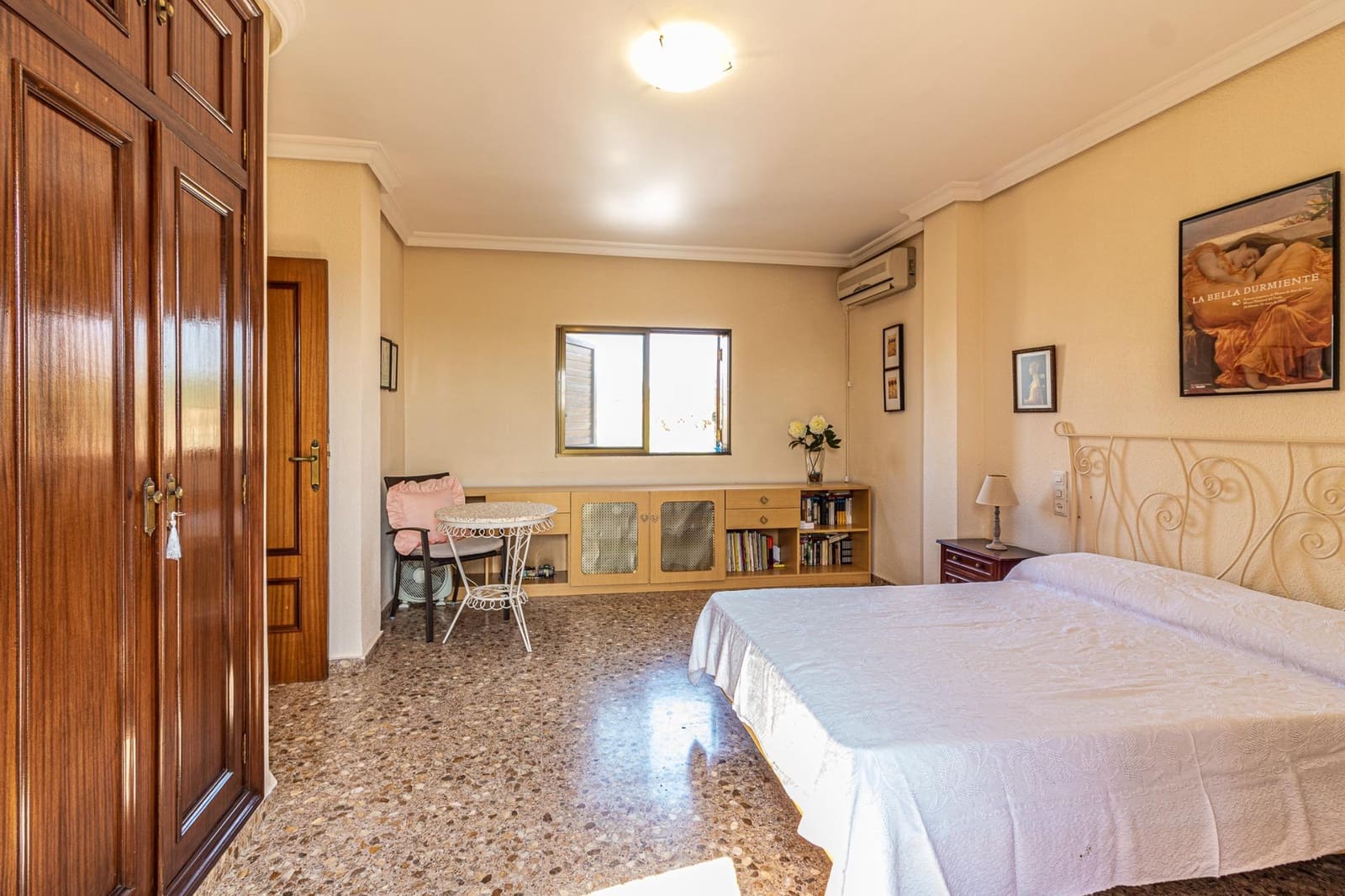 4 soverom Villa til salgs i Carlet med svømmebasseng garasje - € 400 000 (Ref: 9360146)