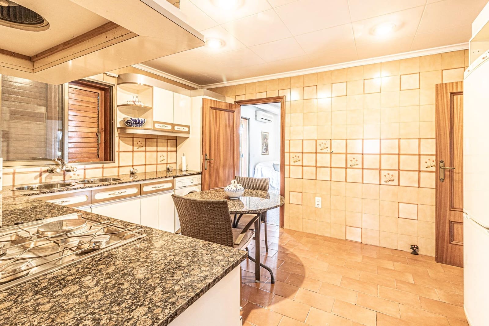 4 soverom Villa til salgs i Carlet med svømmebasseng garasje - € 400 000 (Ref: 9360146)