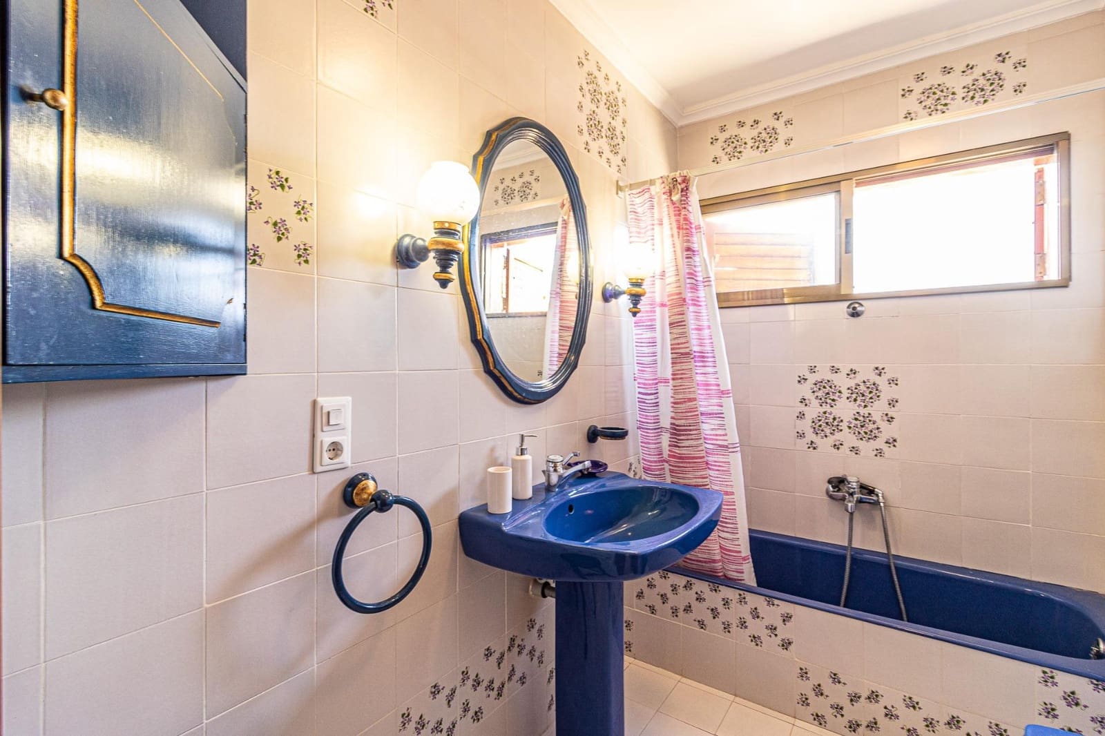 4 soverom Villa til salgs i Carlet med svømmebasseng garasje - € 400 000 (Ref: 9360146)