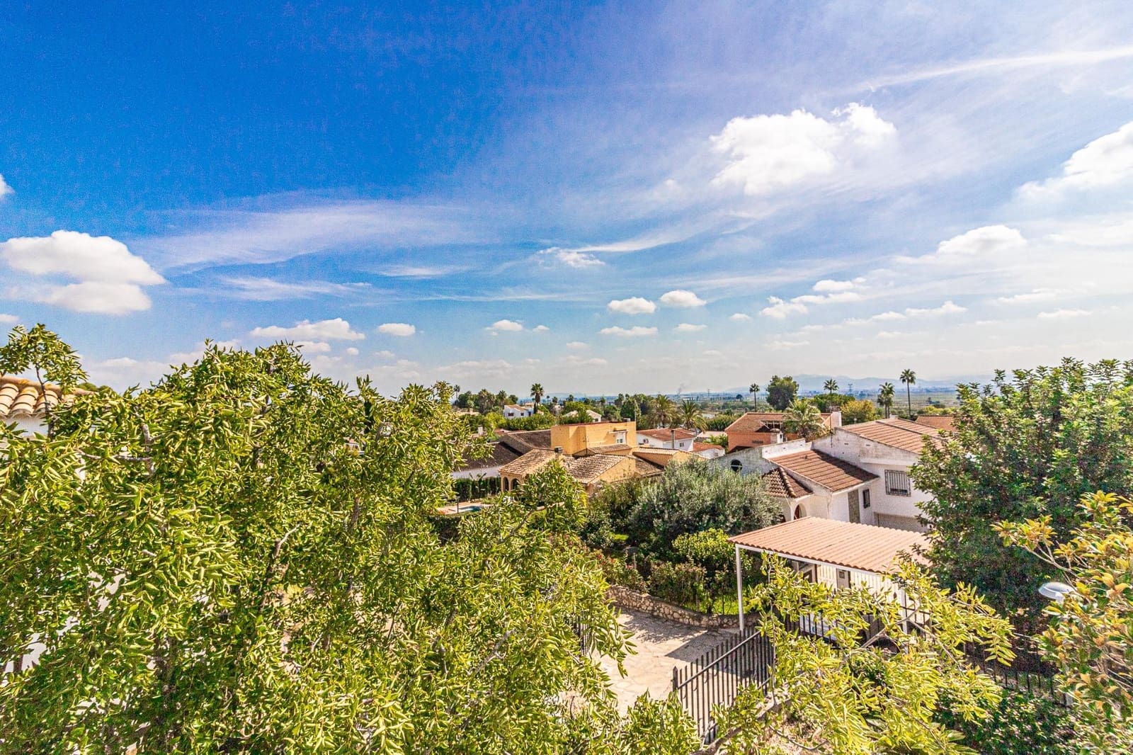 4 soverom Villa til salgs i Carlet med svømmebasseng garasje - € 400 000 (Ref: 9360146)