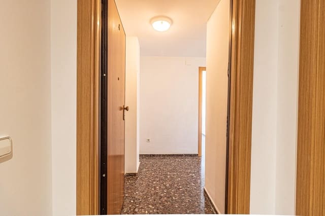 3 makuuhuone Asunto myytävänä paikassa L'Alcúdia - 150 000 € (Ref: 9360147)