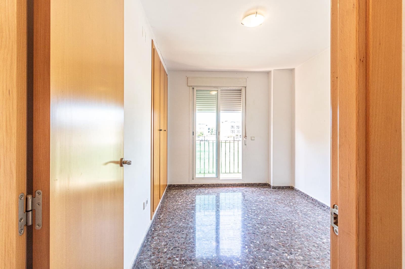 3 makuuhuone Asunto myytävänä paikassa L'Alcudia - 150 000 € (Ref: 9360147)