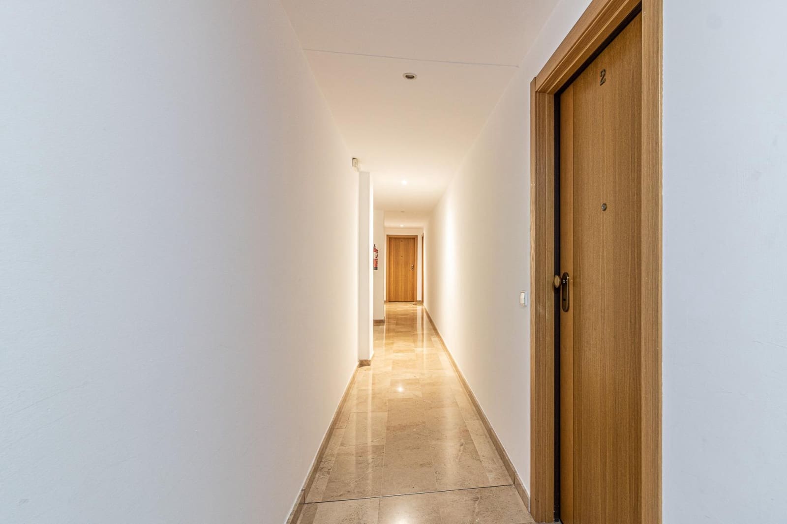 3 makuuhuone Asunto myytävänä paikassa L'Alcudia - 150 000 € (Ref: 9360147)