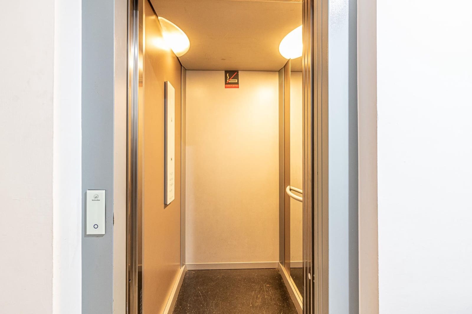 3 makuuhuone Asunto myytävänä paikassa L'Alcudia - 150 000 € (Ref: 9360147)