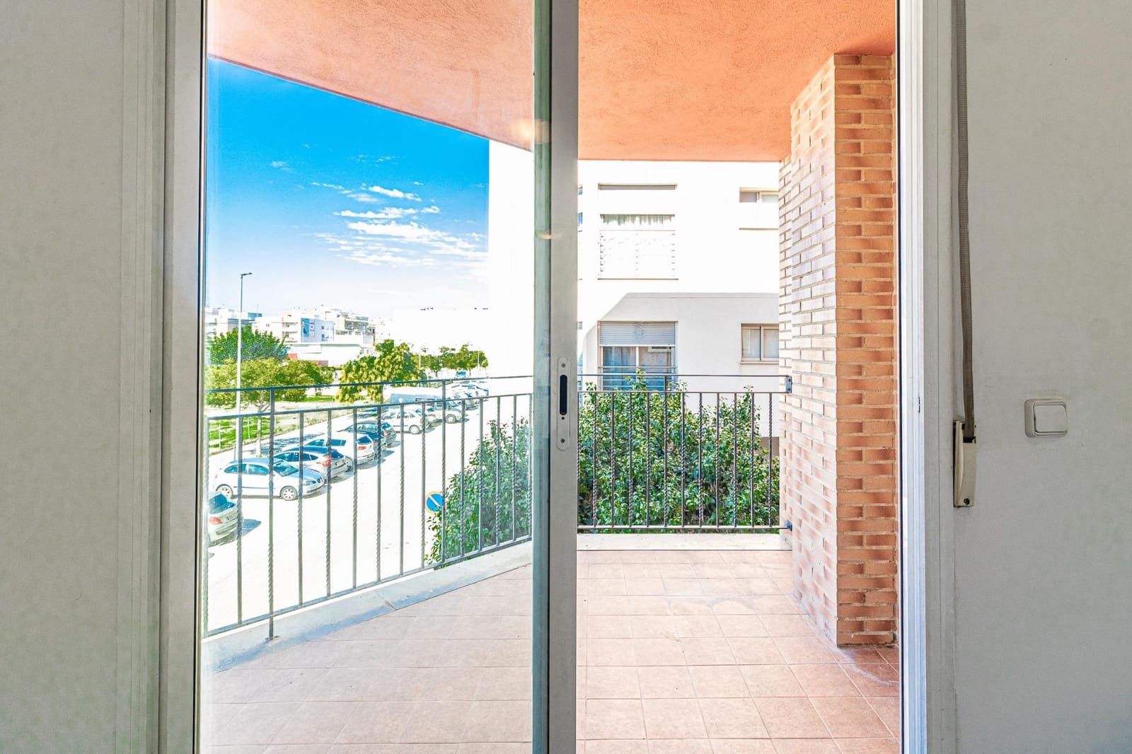 3 makuuhuone Asunto myytävänä paikassa L'Alcudia - 150 000 € (Ref: 9360147)