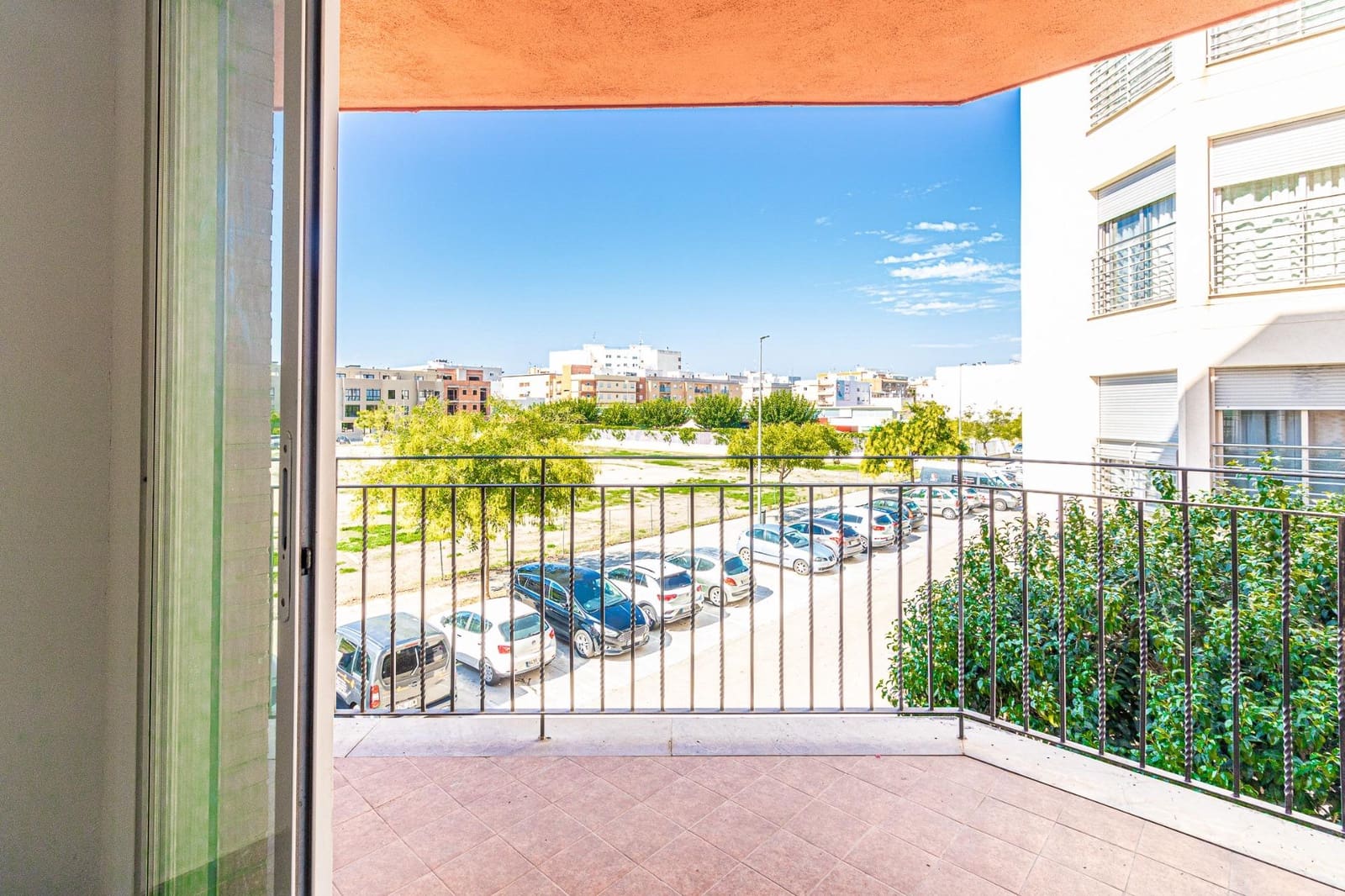 3 makuuhuone Asunto myytävänä paikassa L'Alcudia - 150 000 € (Ref: 9360147)