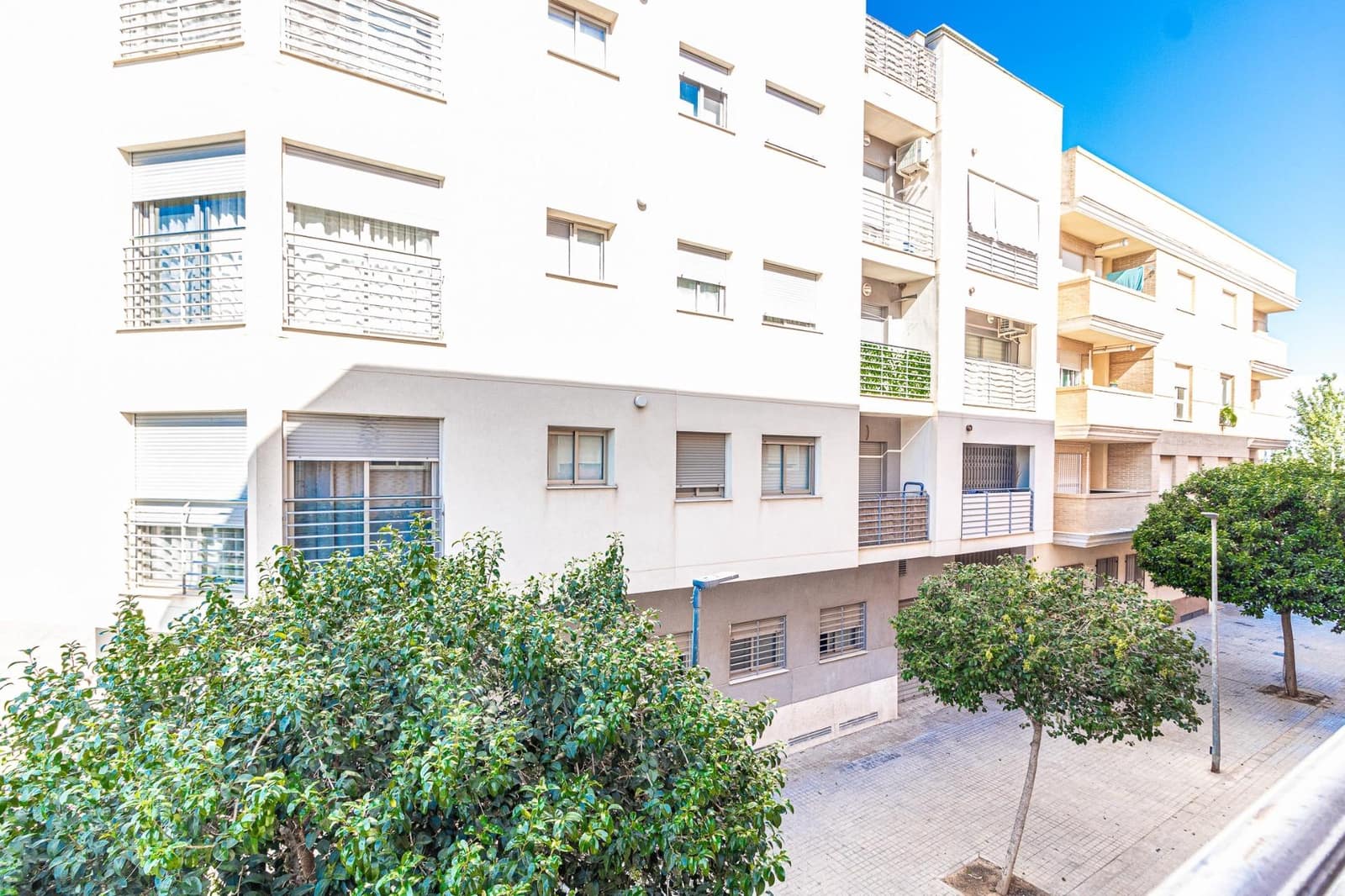 3 makuuhuone Asunto myytävänä paikassa L'Alcudia - 150 000 € (Ref: 9360147)