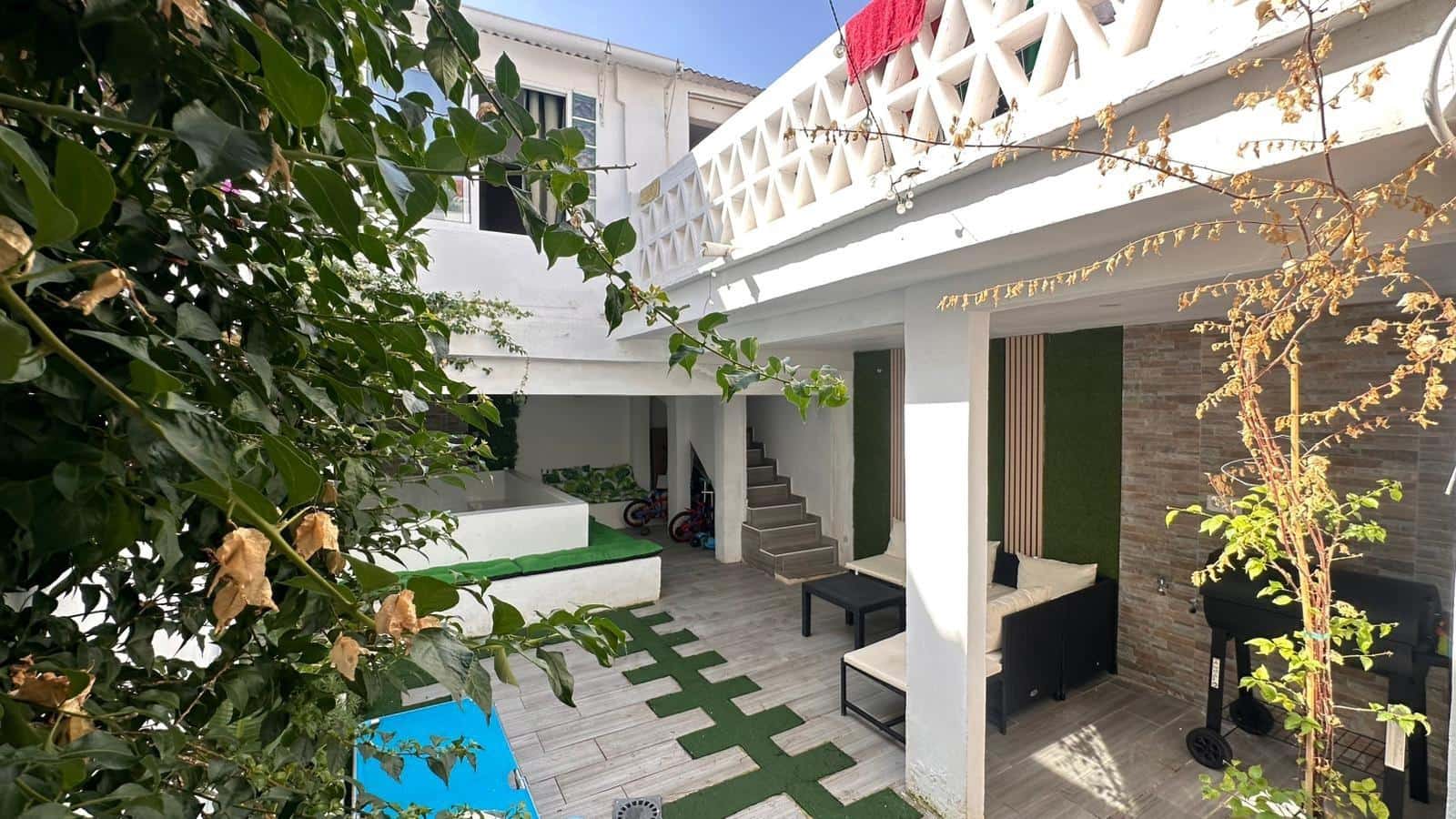 5 soveværelse Byhus til salg i Alginet med swimmingpool - € 230.000 (Ref: 9360148)