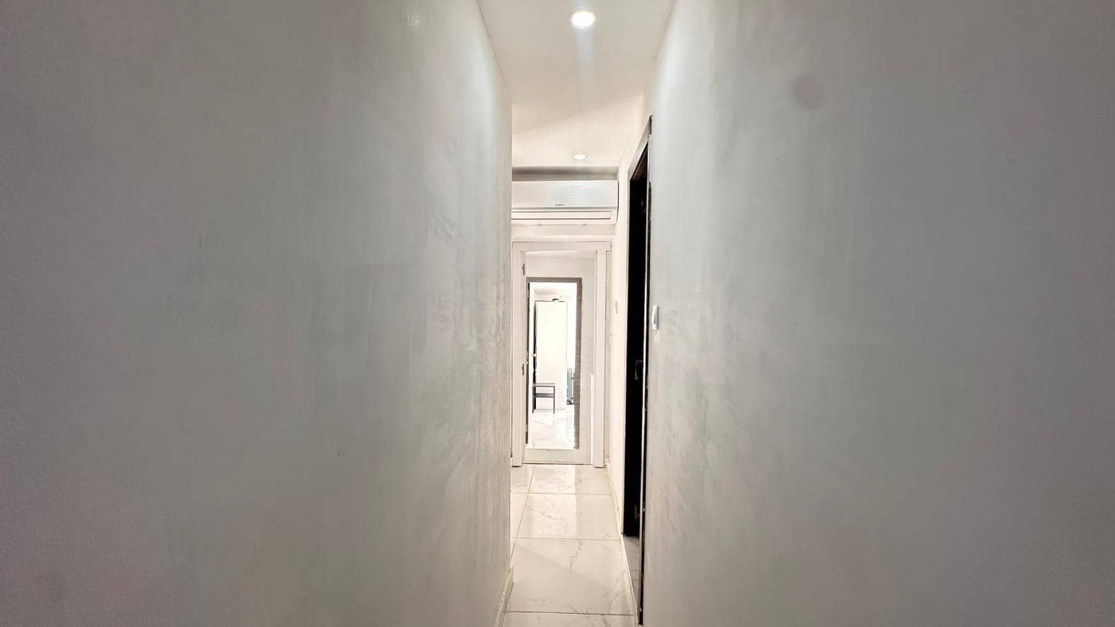 5 soveværelse Byhus til salg i Alginet med swimmingpool - € 230.000 (Ref: 9360148)