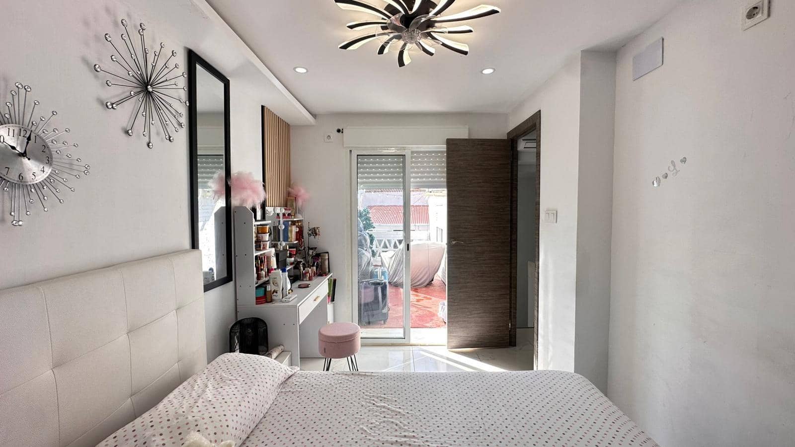 5 soveværelse Byhus til salg i Alginet med swimmingpool - € 230.000 (Ref: 9360148)