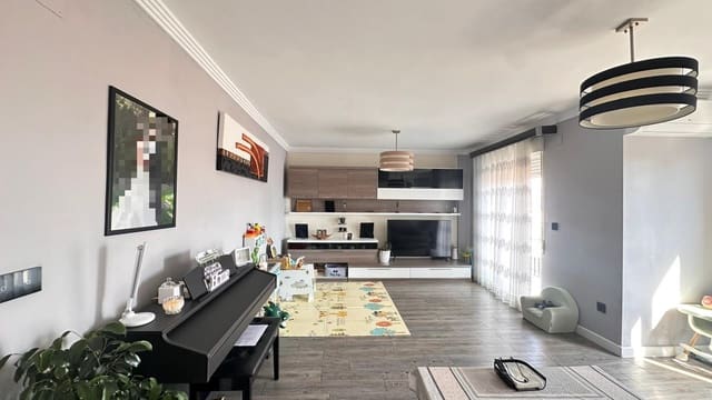 3 makuuhuone Asunto myytävänä paikassa Catadau mukana 
autotalli - 149 500 € (Ref: 9360149)