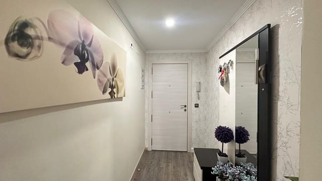 3 makuuhuone Asunto myytävänä paikassa Catadau mukana 
autotalli - 149 500 € (Ref: 9360149)