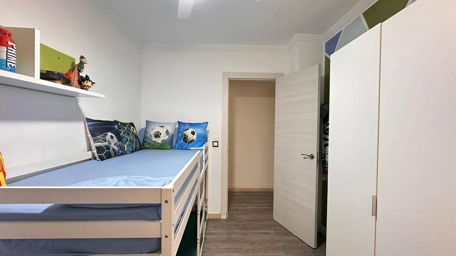 3 makuuhuone Asunto myytävänä paikassa Catadau mukana 
autotalli - 149 500 € (Ref: 9360149)