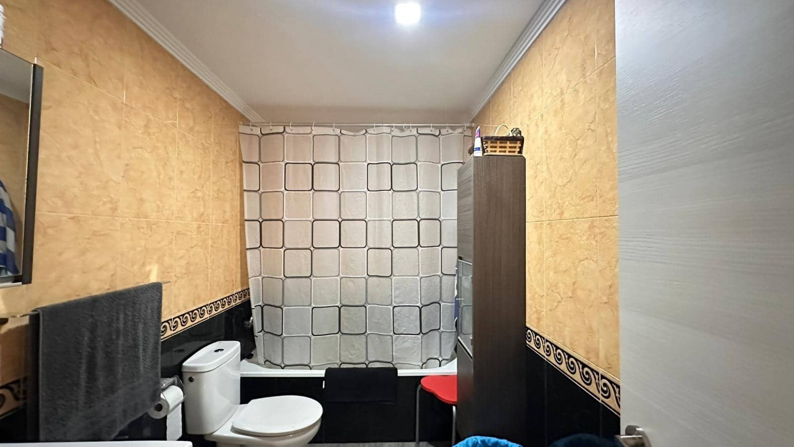 3 makuuhuone Asunto myytävänä paikassa Catadau mukana 
autotalli - 149 500 € (Ref: 9360149)