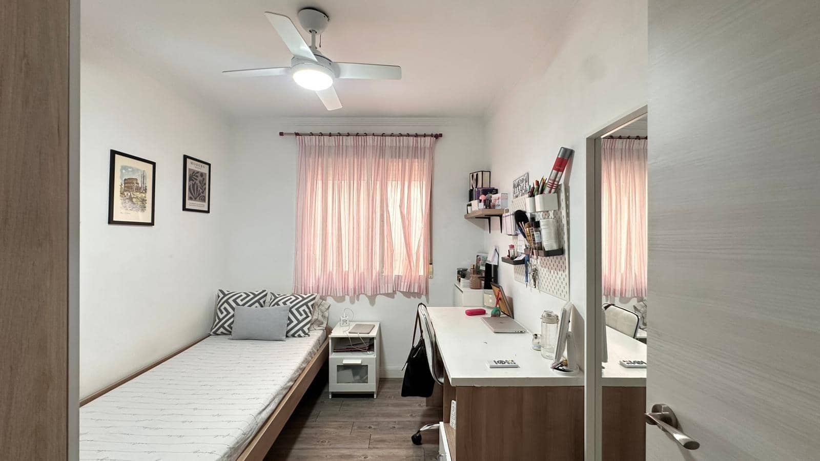 3 makuuhuone Asunto myytävänä paikassa Catadau mukana 
autotalli - 149 500 € (Ref: 9360149)