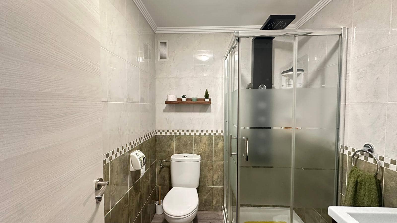 3 makuuhuone Asunto myytävänä paikassa Catadau mukana 
autotalli - 149 500 € (Ref: 9360149)