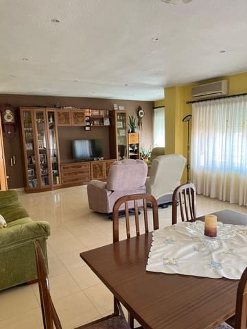 3 bedroom Flat for sale in Alginet - € 170,000 (Ref: 9360150)