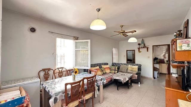 4 slaapkamer Villa te koop in Alfarp met zwembad - € 195.000 (Ref: 9360151)