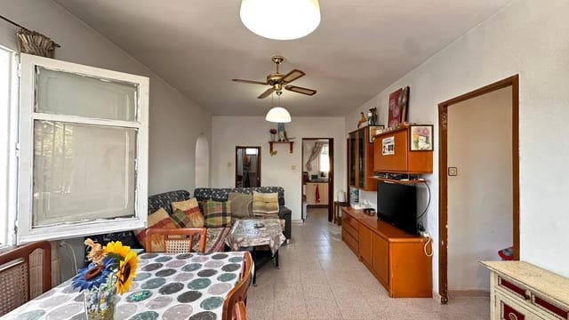 4 slaapkamer Villa te koop in Alfarp met zwembad - € 195.000 (Ref: 9360151)