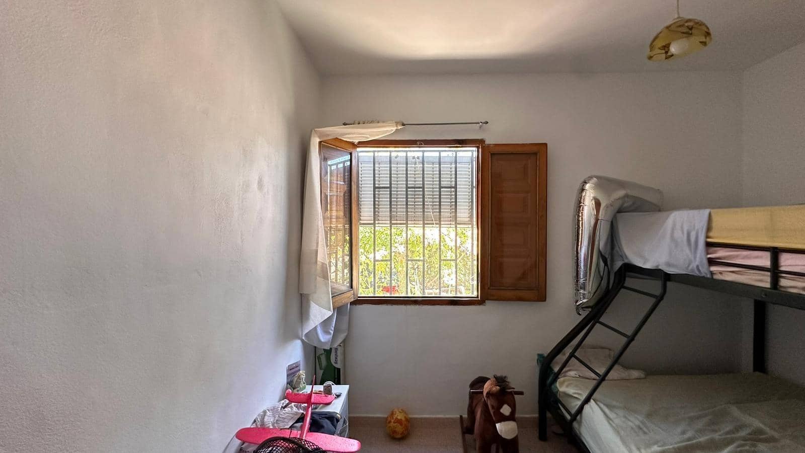 4 slaapkamer Villa te koop in Alfarp met zwembad - € 195.000 (Ref: 9360151)