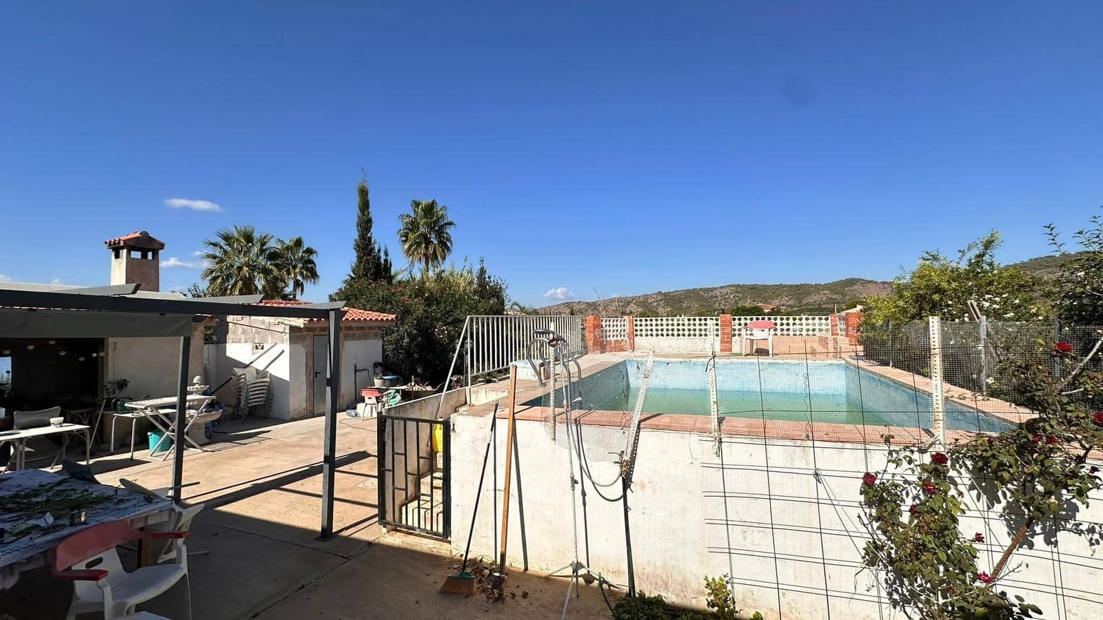 4 slaapkamer Villa te koop in Alfarp met zwembad - € 195.000 (Ref: 9360151)